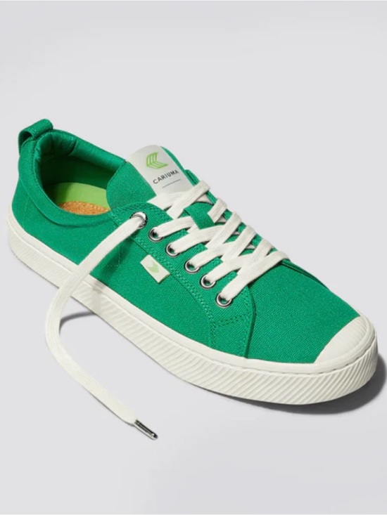 Cariuma Shoes - Cariuma Unisex Kelly Green OCA Low Canvas Casual Sneaker Women’s Size 9 NIB
